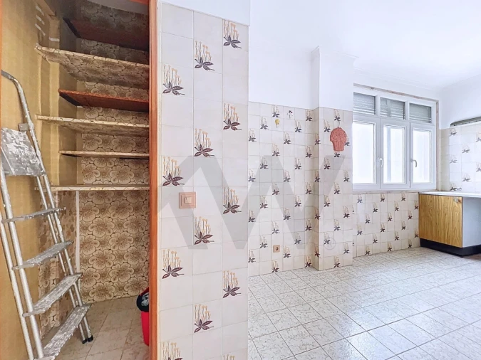 Apartamento T3 para Arrendamento em Benfica Foto 13