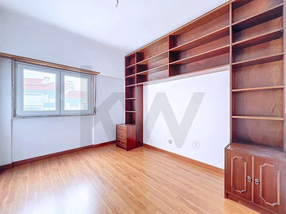 Apartamento T3 para Arrendamento em Benfica Foto 26