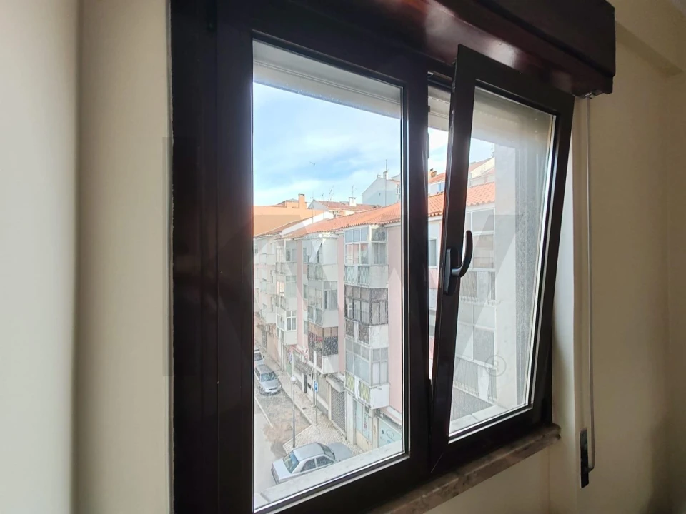 Apartamento T2 para Venda em Odivelas Foto 20