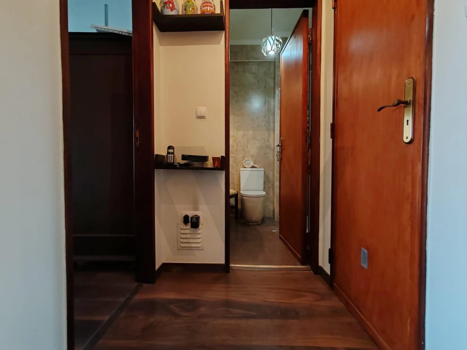 Apartamento T2 para Venda em Odivelas Foto 12