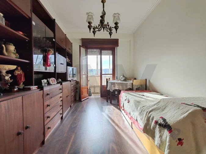 Apartamento T2 para Venda em Odivelas Foto 8