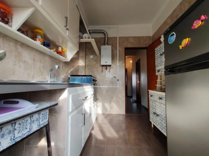 Apartamento T2 para Venda em Odivelas Foto 3