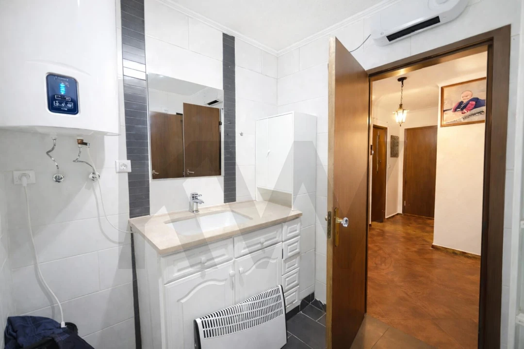 Apartamento T2 para Venda em Alcabideche Foto 12