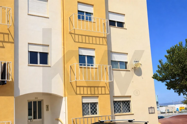 Apartamento T2 para Venda em Alcabideche Foto 15