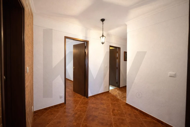 Apartamento T2 para Venda em Alcabideche Foto 5