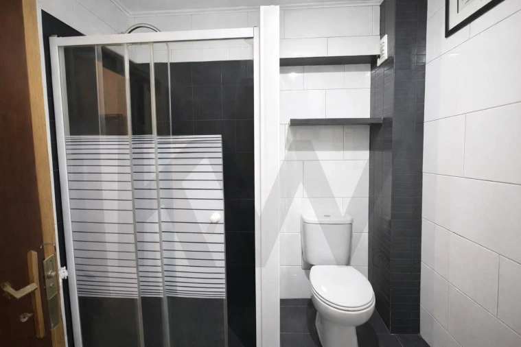 Apartamento T2 para Venda em Alcabideche Foto 13