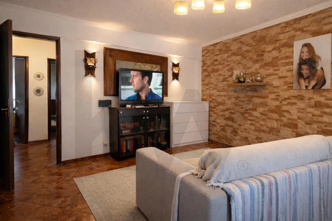 Apartamento T2 para Venda em Alcabideche Foto 2