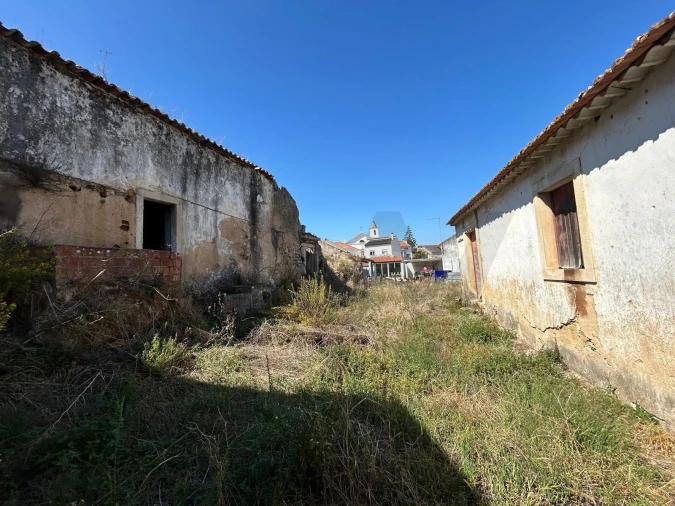 Moradia T2 para Venda em Alcoentre Foto 7