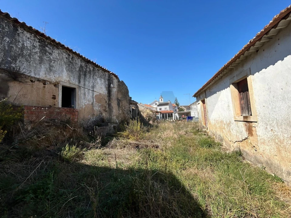 Moradia T2 para Venda em Alcoentre Foto 7