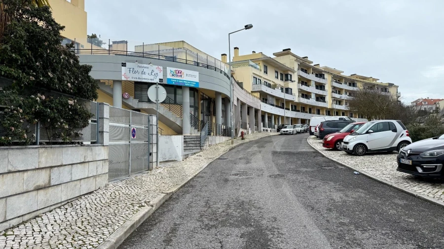 Apartamento T2 para Arrendamento em Alcabideche Foto 19