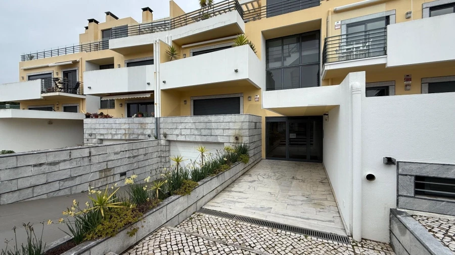 Apartamento T2 para Arrendamento em Alcabideche Foto 18