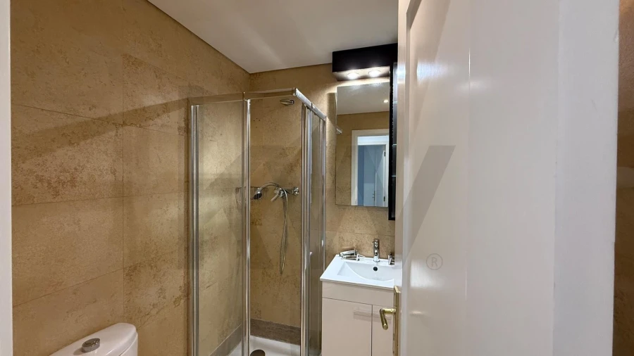 Apartamento T2 para Arrendamento em Alcabideche Foto 14