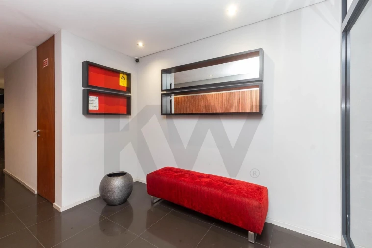 Apartamento T1 para Venda em Cidade da Maia Foto 4