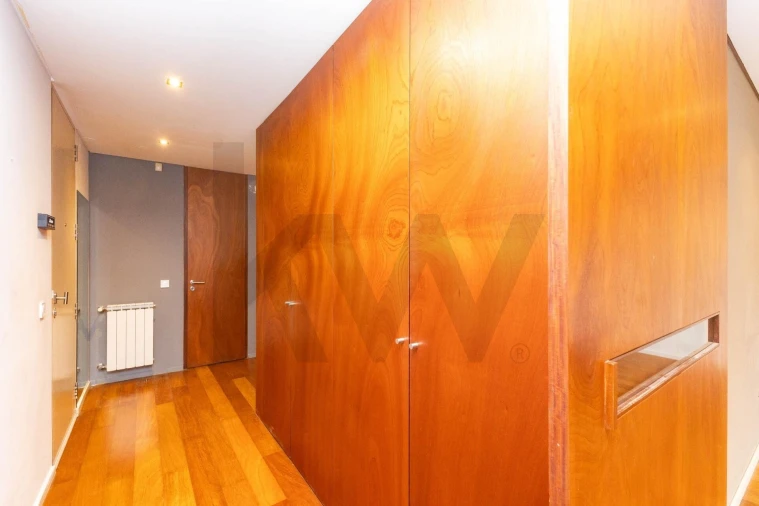 Apartamento T1 para Venda em Cidade da Maia Foto 8