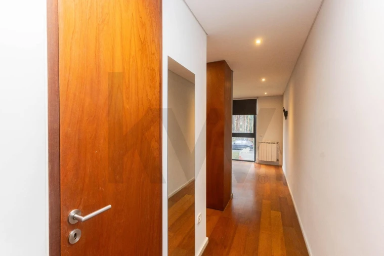 Apartamento T1 para Venda em Cidade da Maia Foto 23