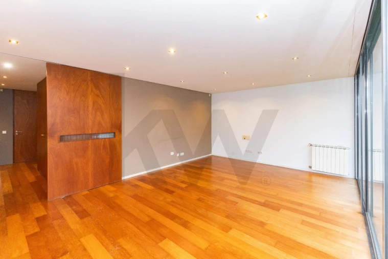 Apartamento T1 para Venda em Cidade da Maia Foto 11