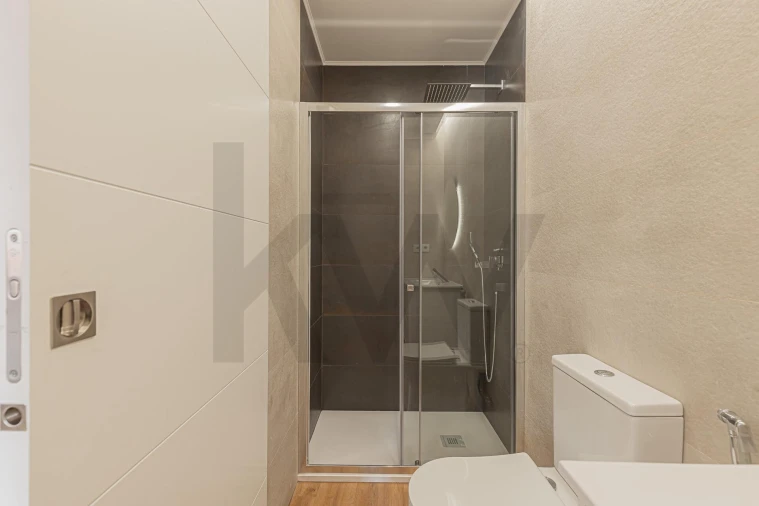 Apartamento T1 para Venda em Campo de Ourique Foto 14