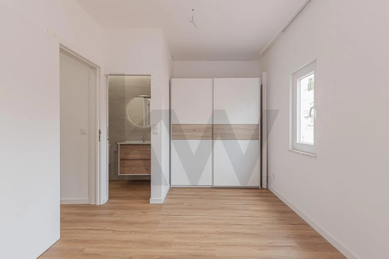 Apartamento T1 para Venda em Campo de Ourique Foto 11