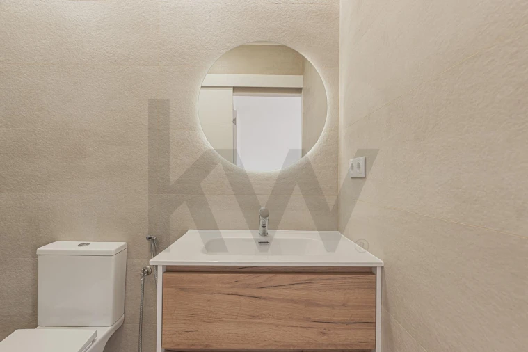 Apartamento T1 para Venda em Campo de Ourique Foto 12