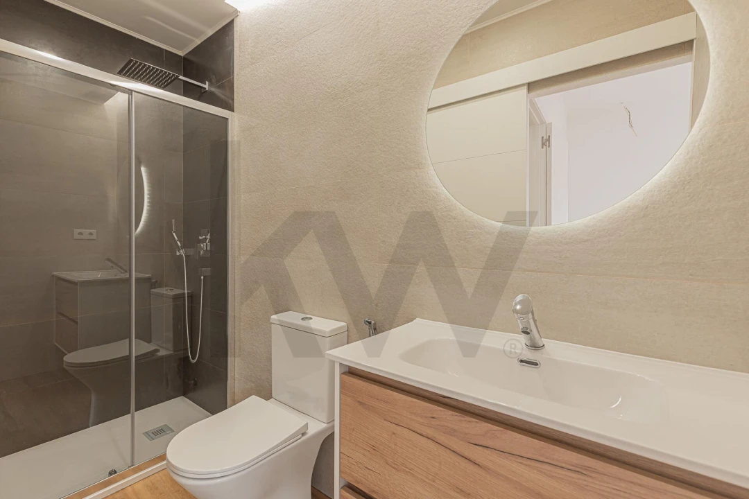 Apartamento T1 para Venda em Campo de Ourique Foto 13