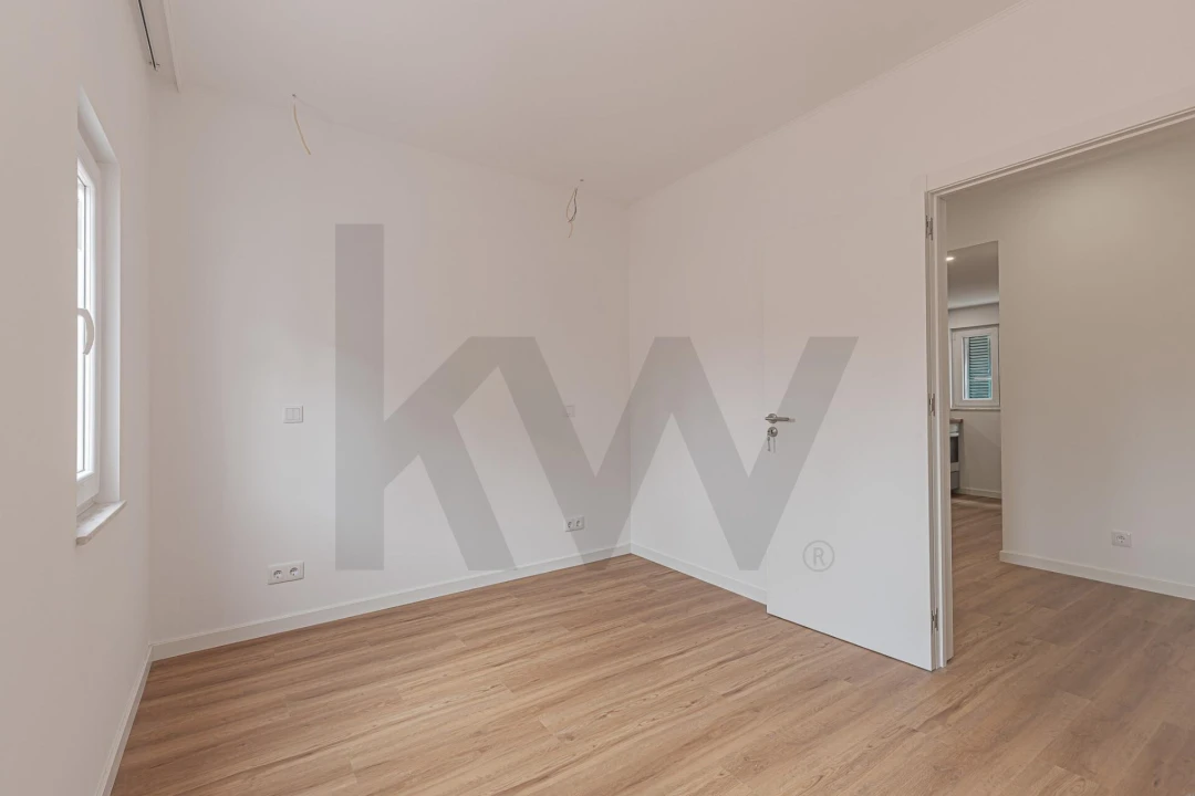 Apartamento T1 para Venda em Campo de Ourique Foto 9