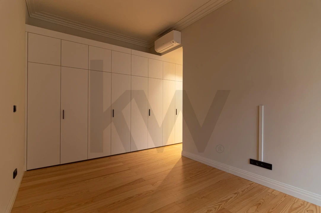 Apartamento T3 para Arrendamento em Avenidas Novas Foto 25