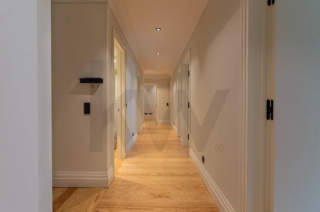 Apartamento T3 para Arrendamento em Avenidas Novas Foto 1