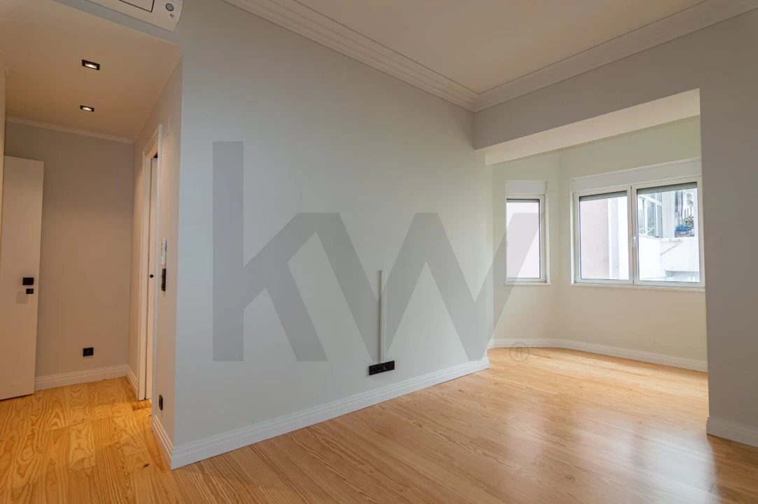 Apartamento T3 para Arrendamento em Avenidas Novas Foto 13