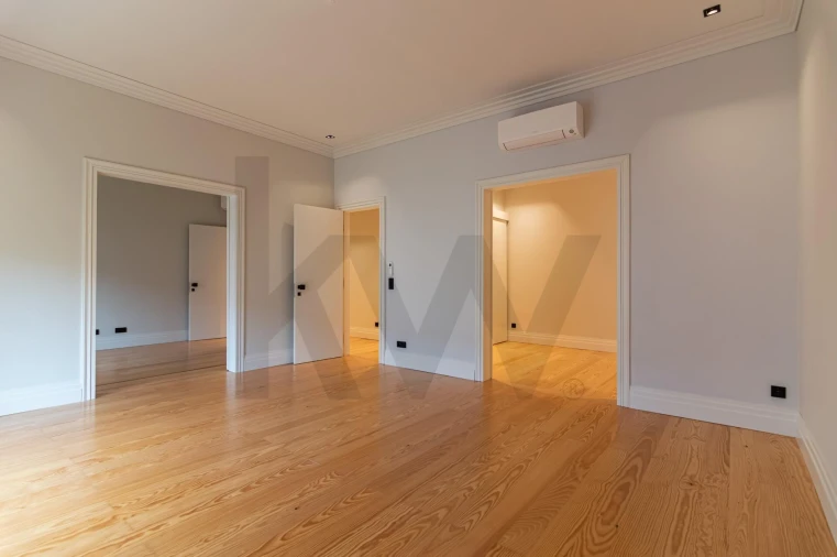 Apartamento T3 para Arrendamento em Avenidas Novas Foto 6