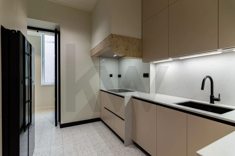 Apartamento T3 para Arrendamento em Avenidas Novas Foto 19