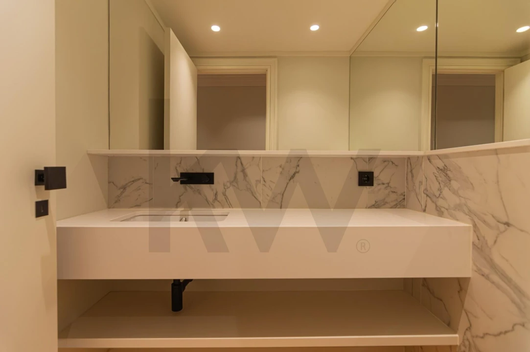 Apartamento T3 para Arrendamento em Avenidas Novas Foto 27