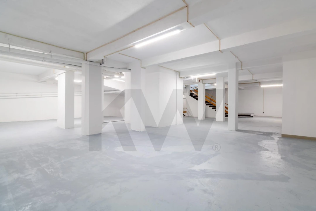 Loja para Venda em Arroios Foto 12