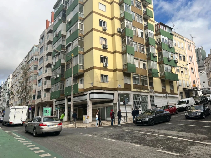 Loja para Venda em Arroios Foto 21