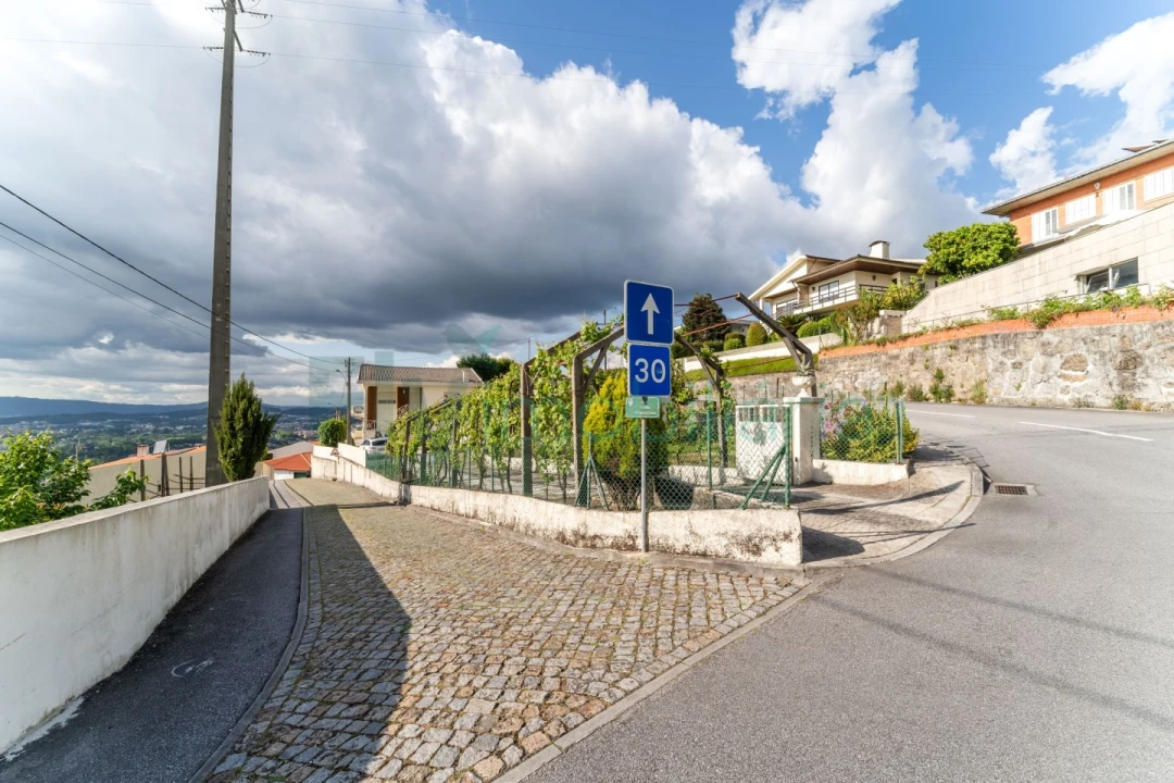 Moradia T4 para Venda em Costa Foto 28