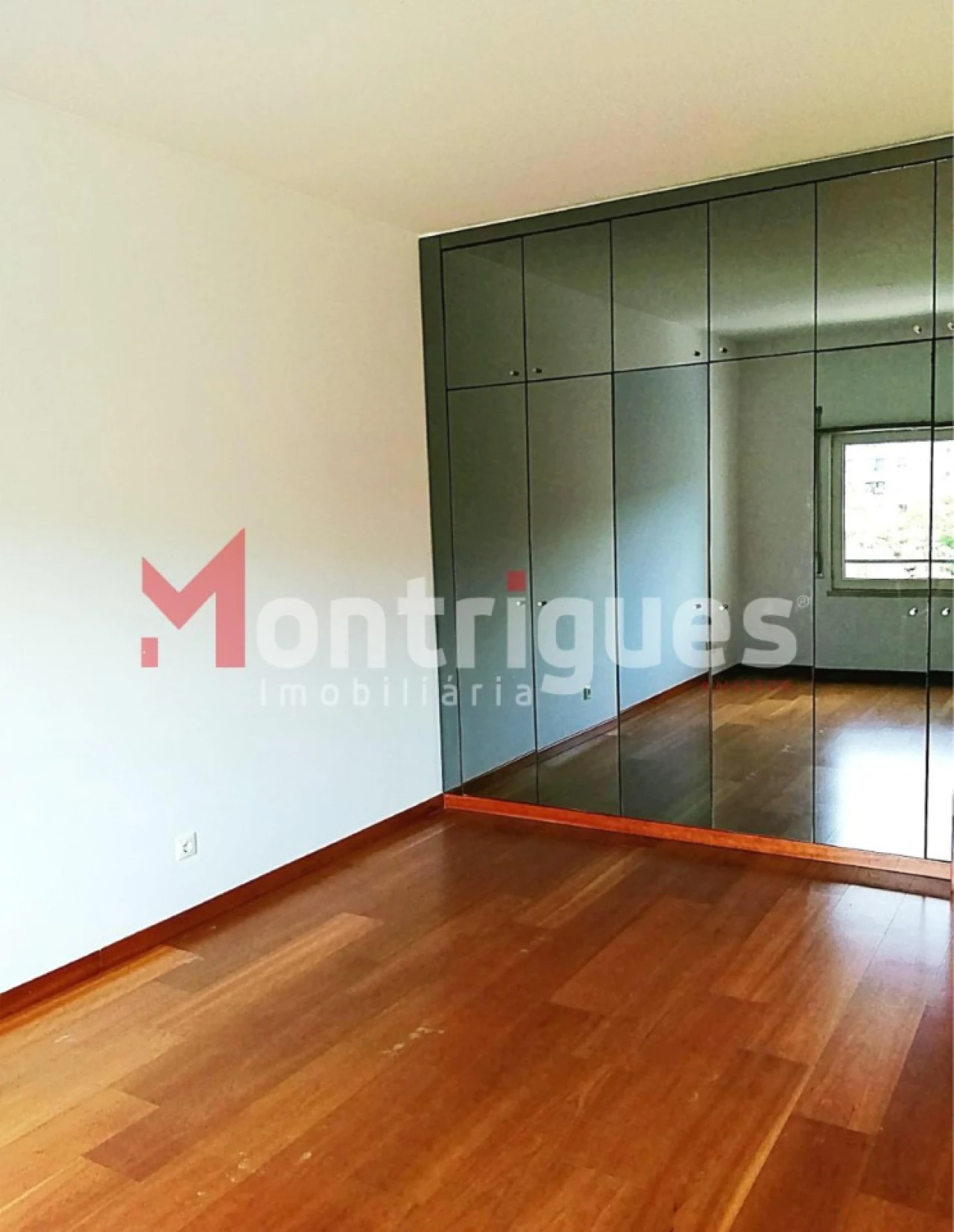 Apartamento T1 para Arrendamento em Parque das Nações Foto 10