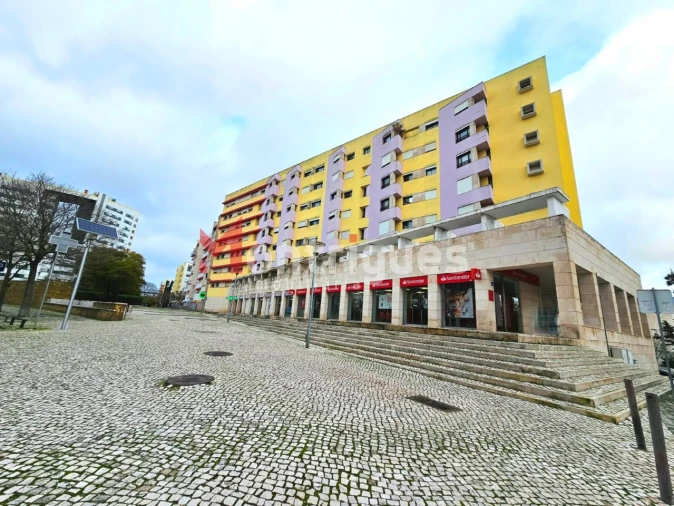 Apartamento T1 para Arrendamento em Parque das Nações