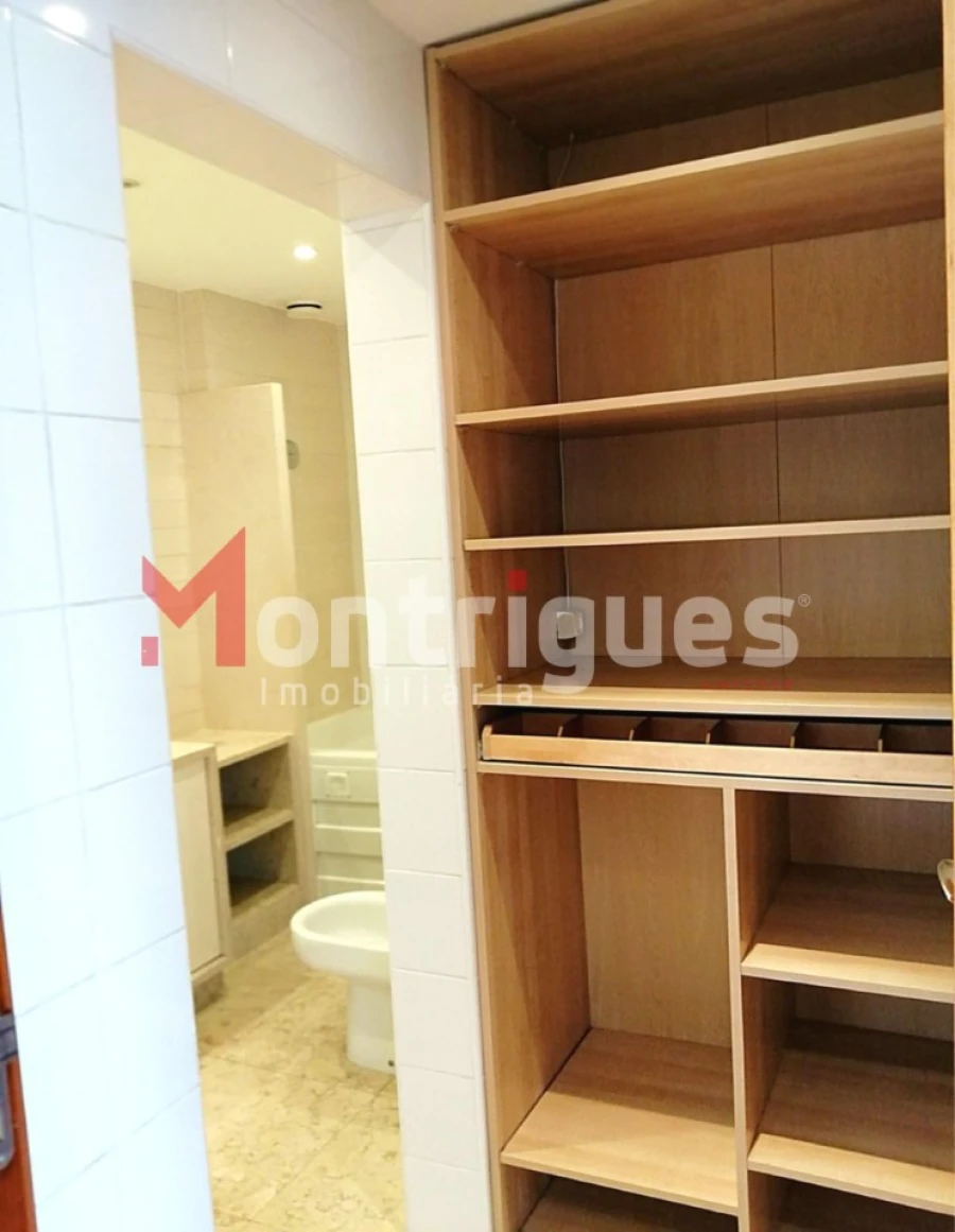 Apartamento T1 para Arrendamento em Parque das Nações Foto 15