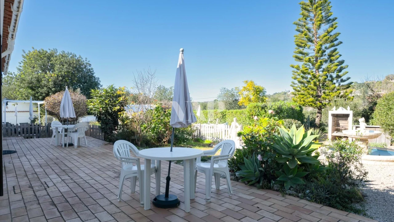 Moradia T6 para Venda em Boliqueime Foto 43