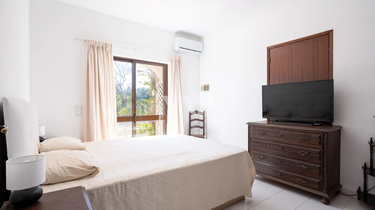 Moradia T6 para Venda em Boliqueime Foto 22