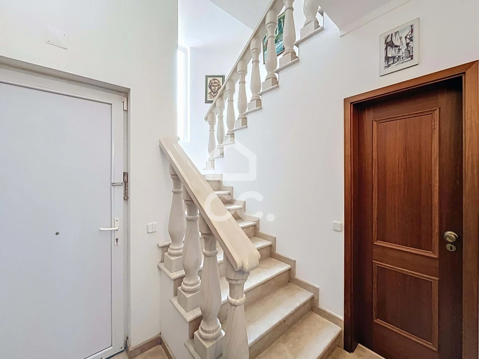 Moradia T3 para Venda em Santa Maria, São Pedro e Sobral da Lagoa Foto 12