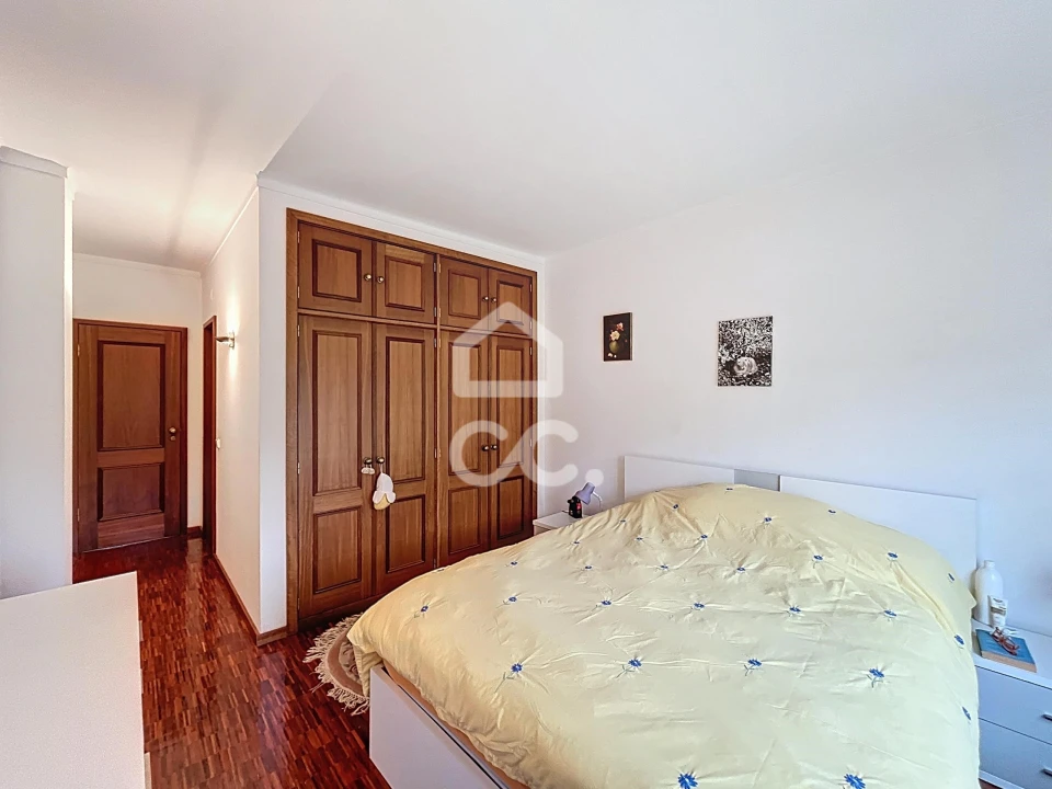 Moradia T3 para Venda em Santa Maria, São Pedro e Sobral da Lagoa Foto 20