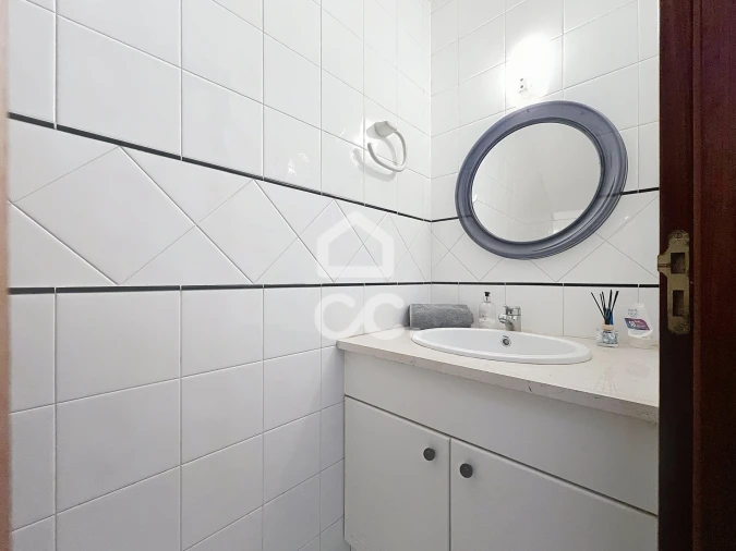 Moradia T3 para Venda em Santa Maria, São Pedro e Sobral da Lagoa Foto 13