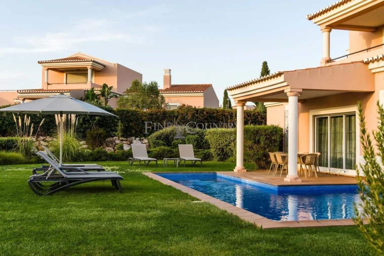 Moradia T2 para Venda em Lagoa e Carvoeiro Foto 1