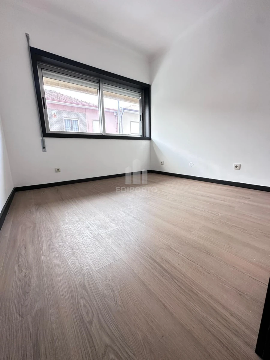 Apartamento T3 para Venda em Rio Tinto Foto 18