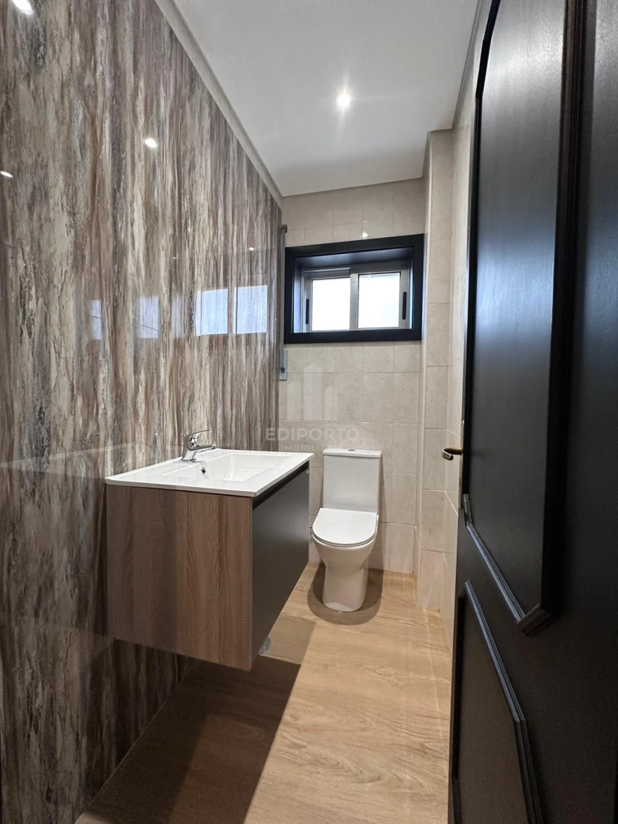 Apartamento T3 para Venda em Rio Tinto Foto 7