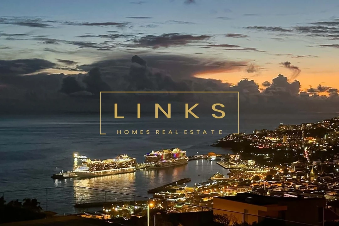 Moradia T4 para Venda em Funchal (Santa Maria Maior) Foto 61