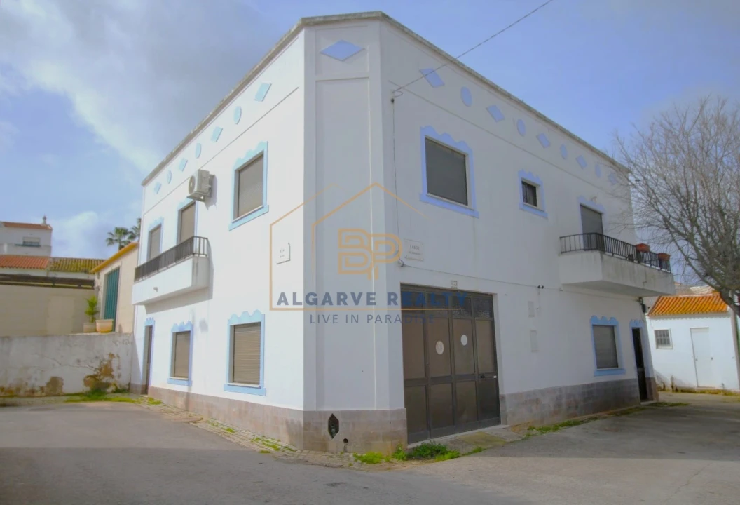 Negócio para Venda em Alvor Foto 1