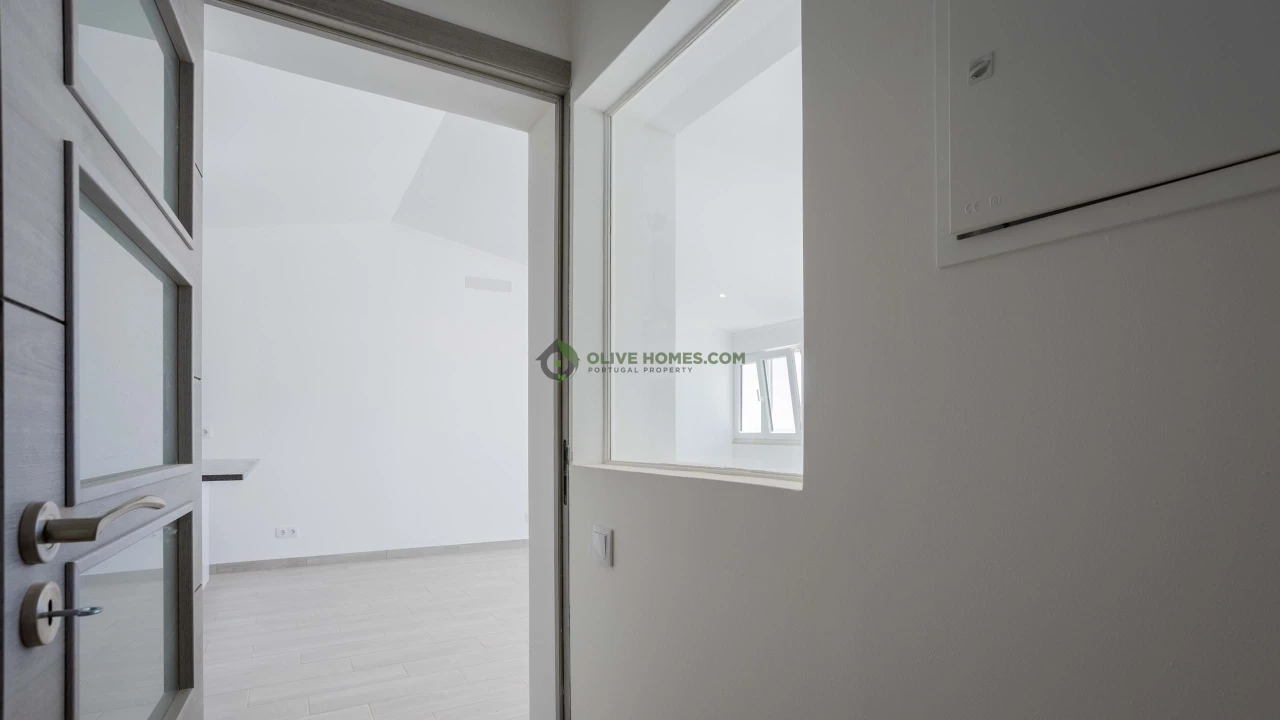 Apartamento T1 para Venda em Loule (São Sebastião) Foto 2