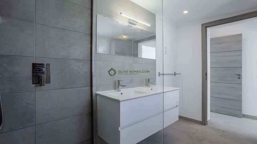 Apartamento T1 para Venda em Loule (São Sebastião) Foto 12