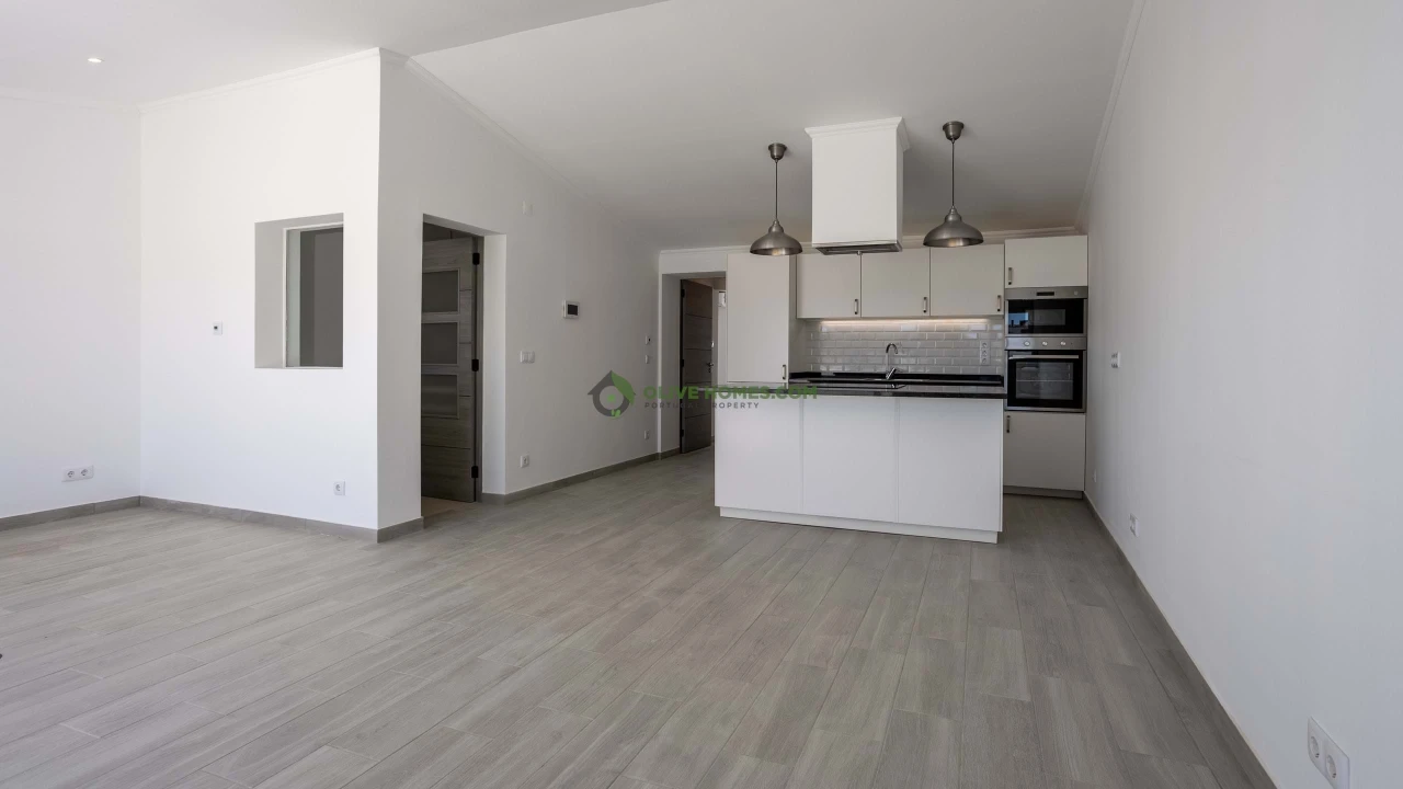Apartamento T1 para Venda em Loule (São Sebastião) Foto 6
